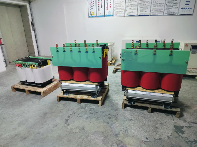 始兴KS11-1000KVA矿用变压器